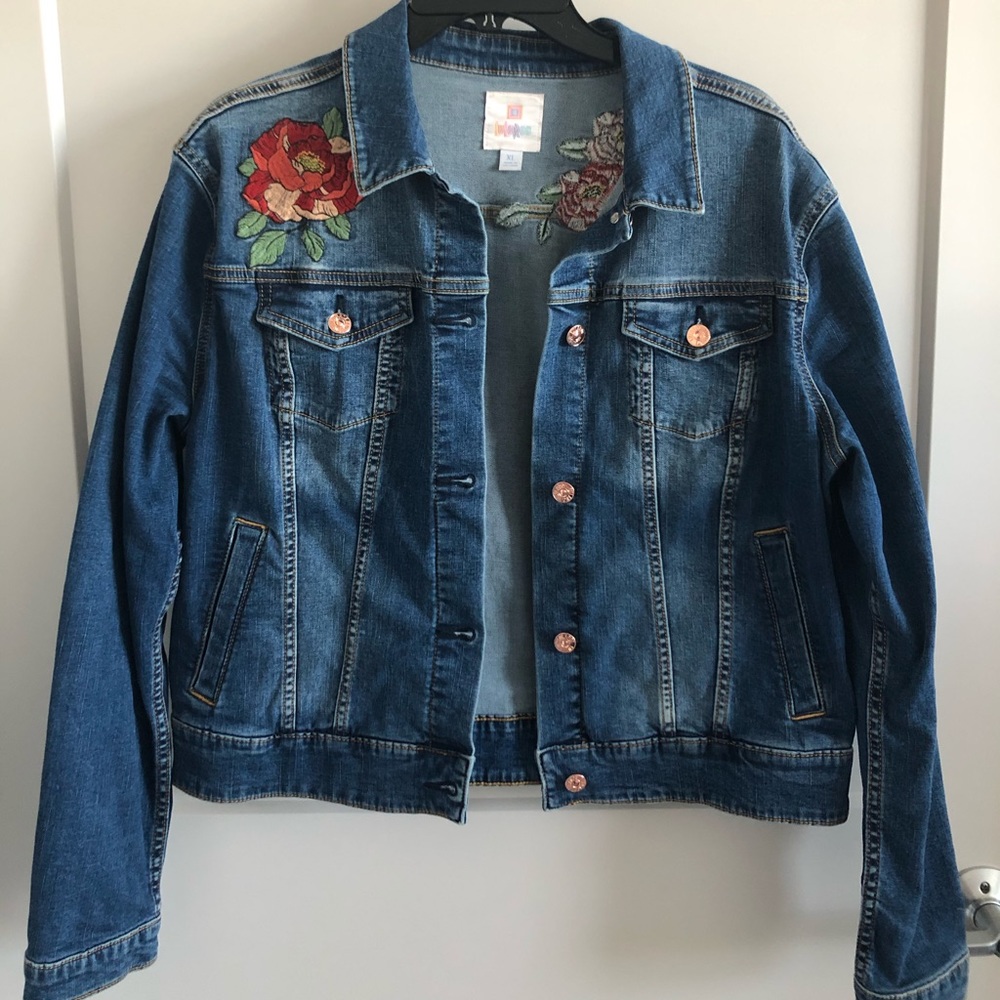 Floral Embroidered Denim Jacket (Harvey)